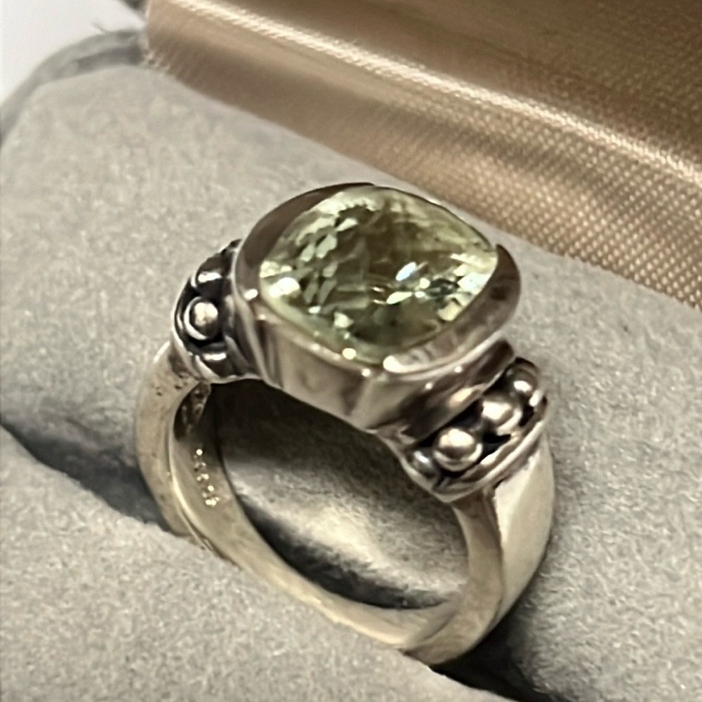 Ring - Picture 1 of 10